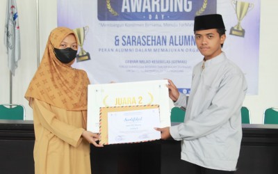 JUARA 2 LKTIN DI UIN TULUNGAGUNG